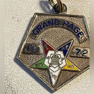 Sold***Sterling vintage Eastern star pendant